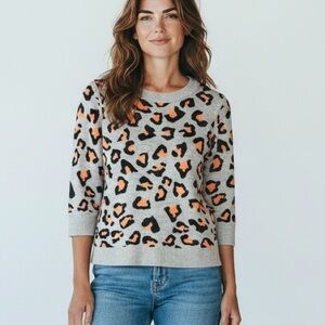 Club Monaco Leopard Print Crew Neck Sweater Grey Orange Women’s Size Medium